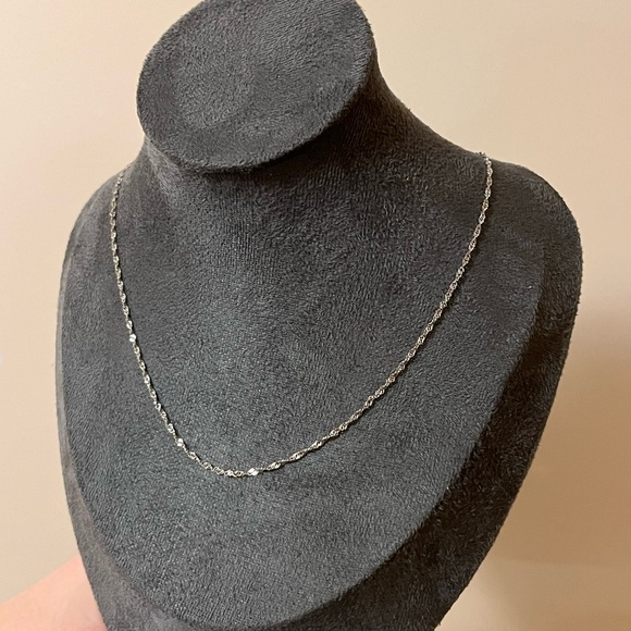 Sterling silver textured twist chain. 925. Stamped. 18”. Versatile. Sparkly. - Picture 7 of 11